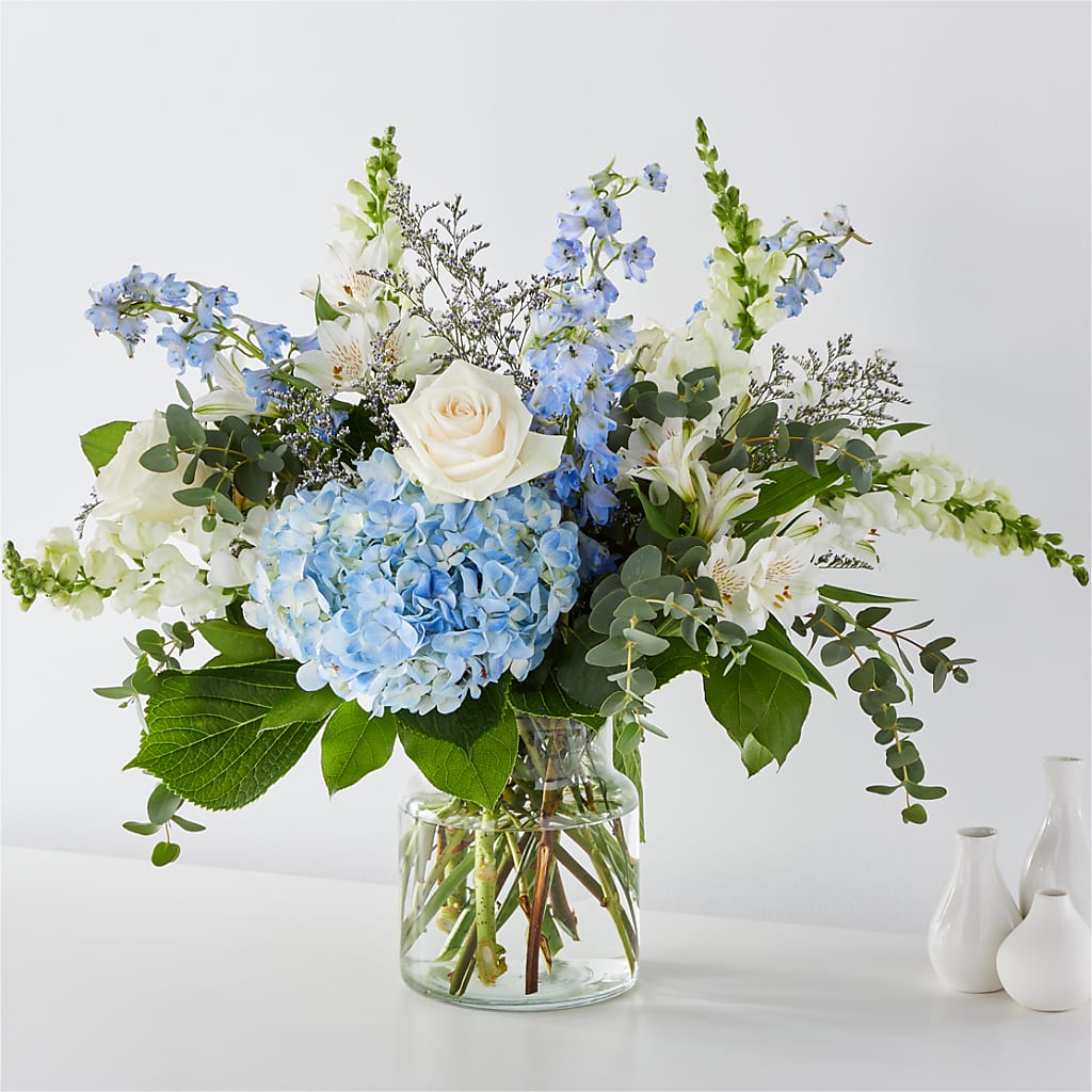 Coastal Blossom Bouquet – Party Evolution Llc, Tampa FL