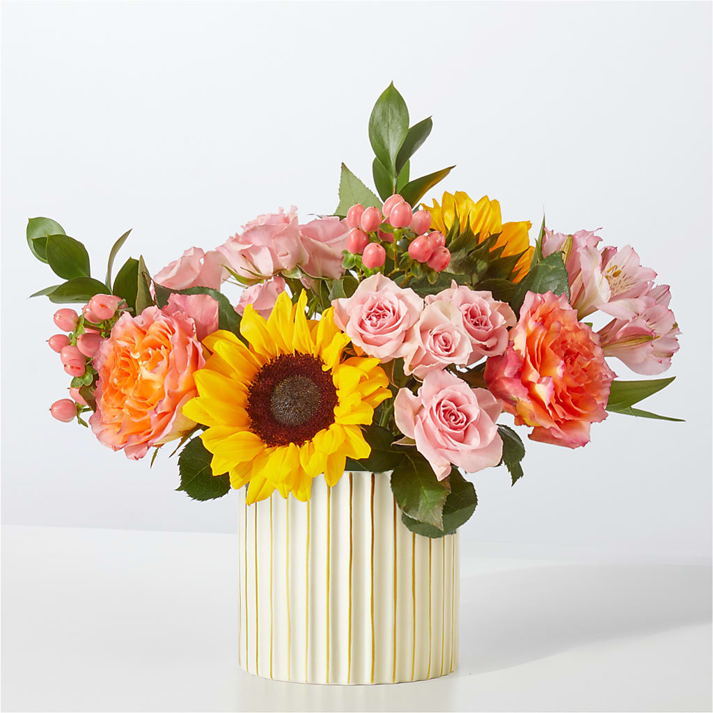 Sun's Out Bouquet – Party Evolution Llc, Tampa FL