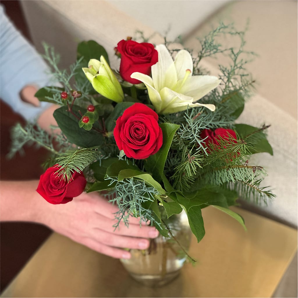 Glittering Lights Bouquet – Party Evolution Llc, Tampa FL