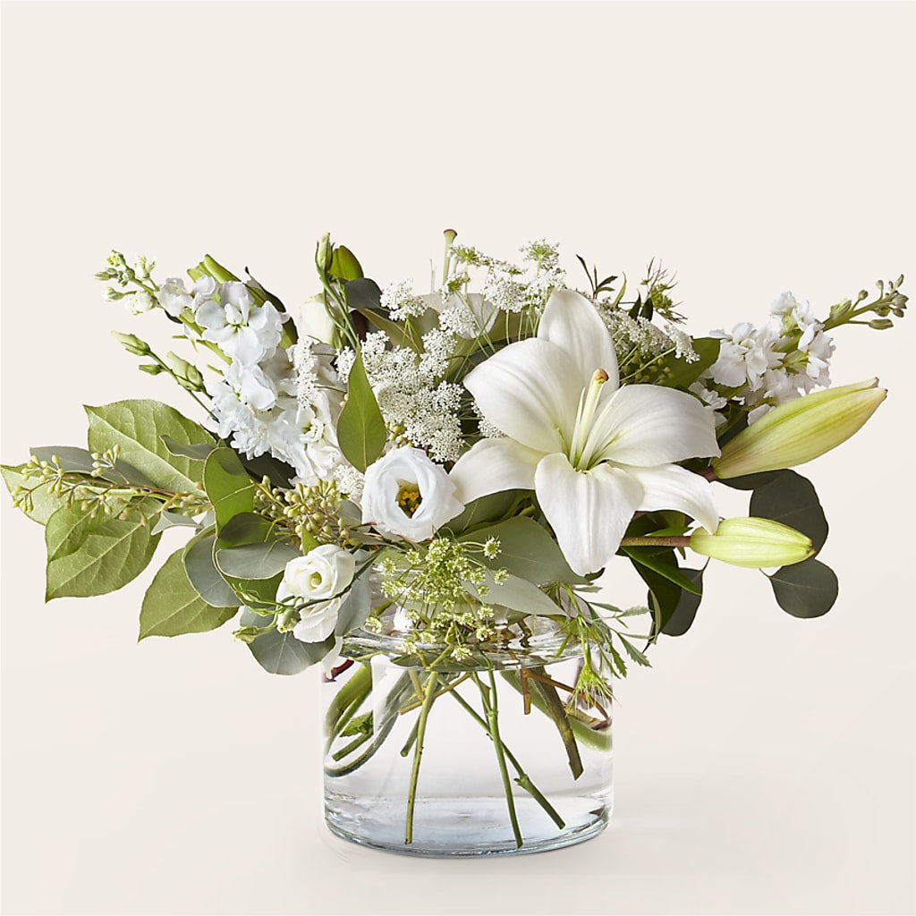 Alluring Elegance Bouquet – Party Evolution Llc, Tampa FL