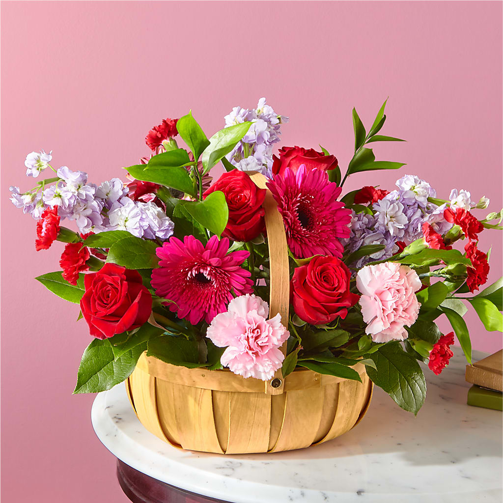 Pink Picnic Basket – Party Evolution Llc, Tampa FL