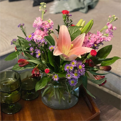 Romantique Bouquet –  Party Evolution Llc, Tampa FL
