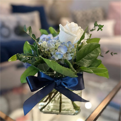 Sky Blue Delight Bouquet –  Party Evolution Llc, Tampa FL