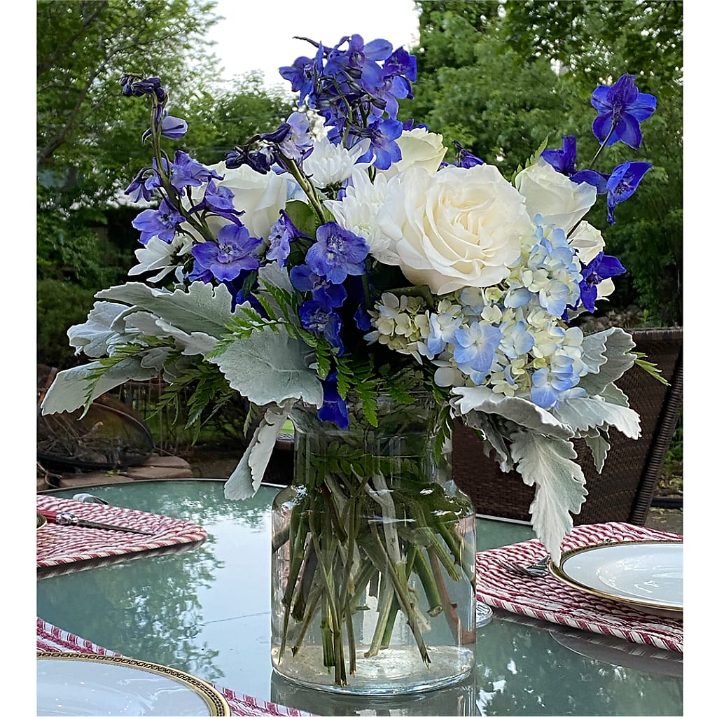 Clear Skies Bouquet –  Party Evolution Llc, Tampa FL