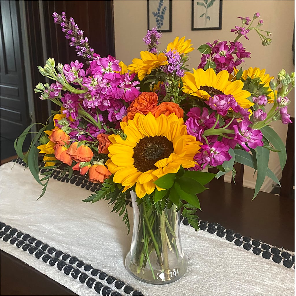 Rays of Life Bouquet –  Party Evolution Llc, Tampa FL