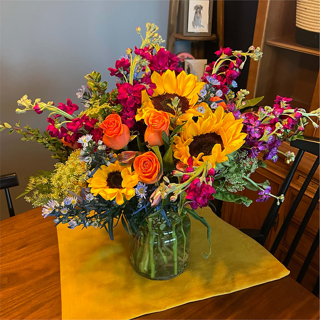 Rays of Life Bouquet –  Party Evolution Llc, Tampa FL