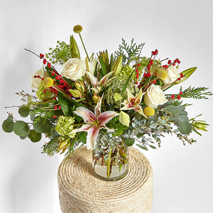 Berry & Bright Bouquet –  Party Evolution Llc, Tampa FL
